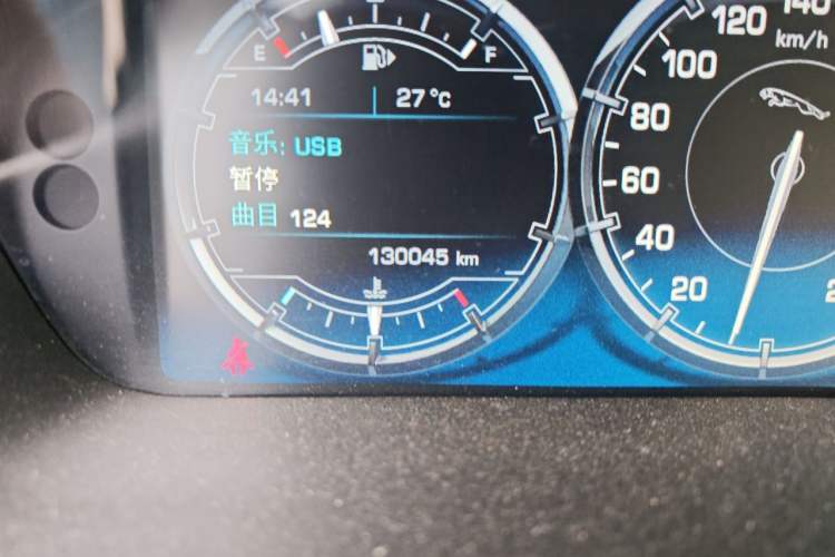 Used Jaguar XJ 2012 XJL 3.0 Panoramic Business Edition Odometer Close Up