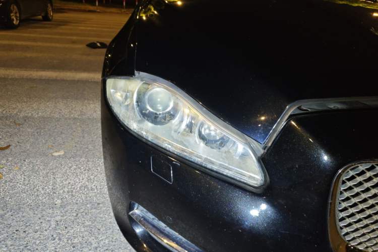 Used Jaguar XJ 2012 XJL 3.0 Panoramic Business Edition Right Front Headlight