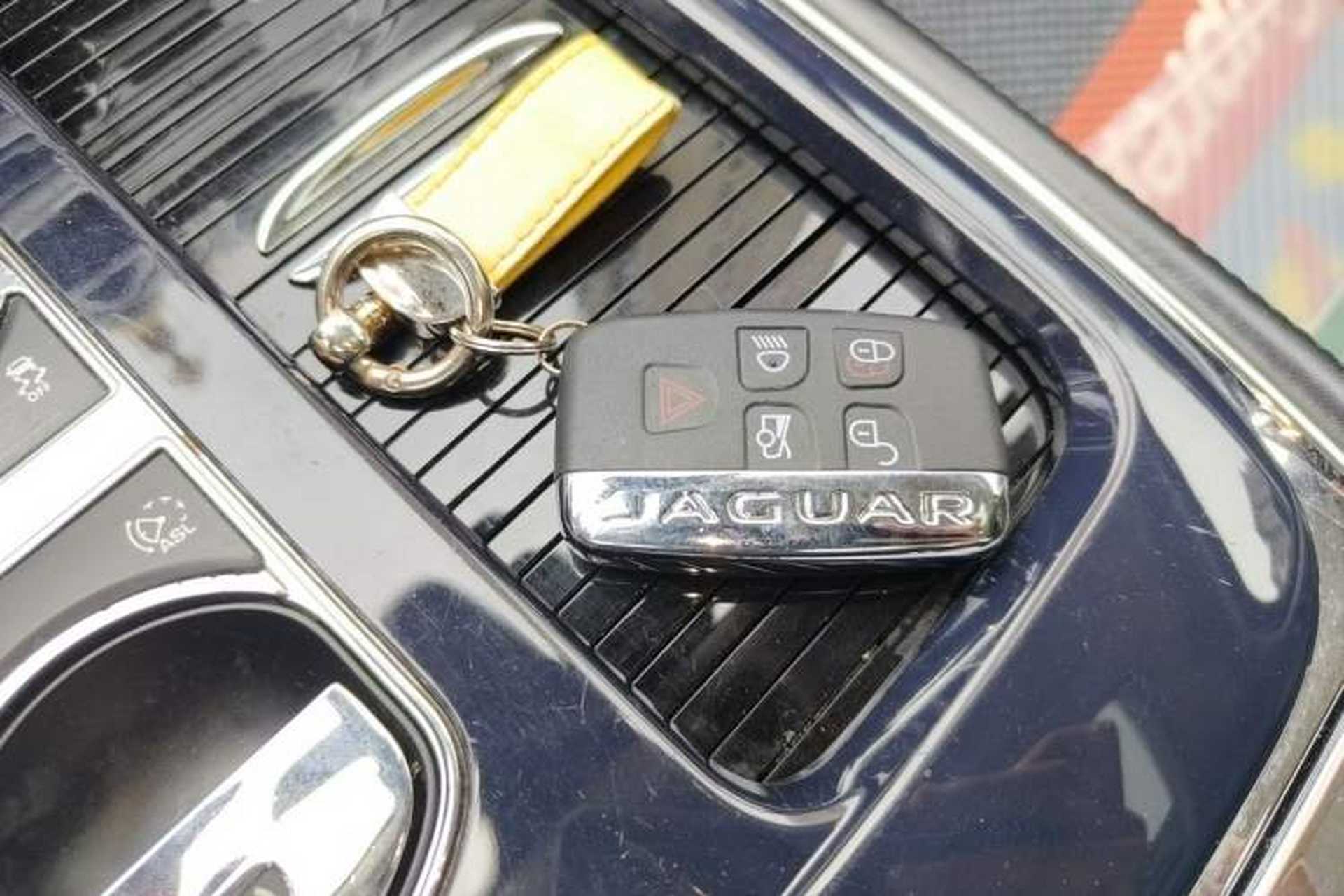Used Jaguar XJ 2012 XJL 3.0 Panoramic Business Edition Vehicle Key