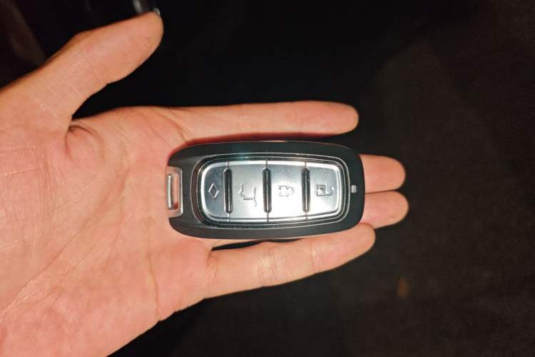 Used Jaguar XJ 2012 XJL 3.0 Panoramic Business Edition Vehicle Key