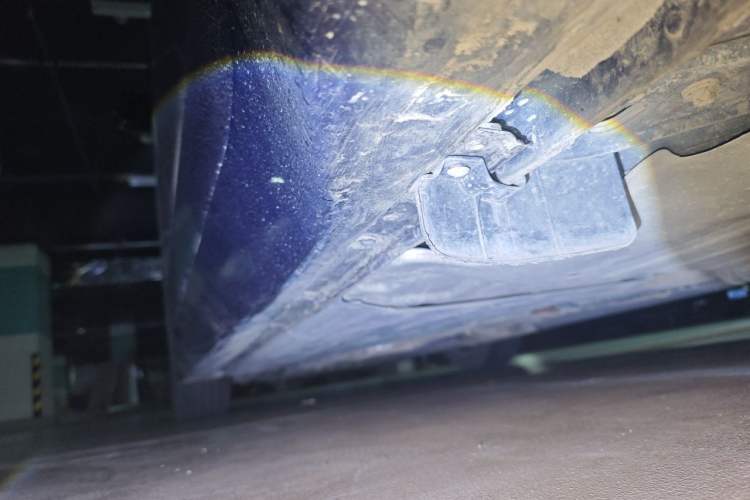 Used Jaguar XJ 2012 XJL 3.0 Panoramic Business Edition Chassis Rear Left