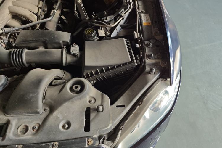 Used Jaguar XJ 2012 XJL 3.0 Panoramic Business Edition Engine Bay Left