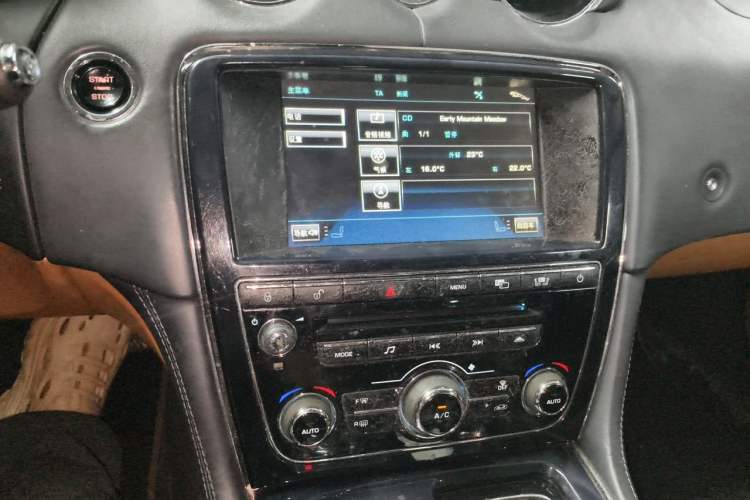 Used Jaguar XJ 2012 XJL 3.0 Flagship Business Edition Audio And AC Panel