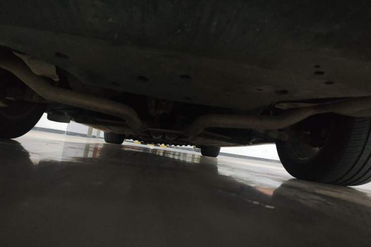 Used Jaguar XJ 2012 XJL 3.0 Panoramic Business Edition Chassis Rear