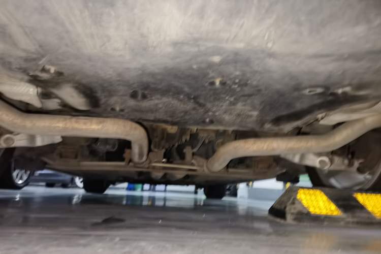 Used Jaguar XJ 2012 XJL 3.0 Panoramic Business Edition Chassis Rear