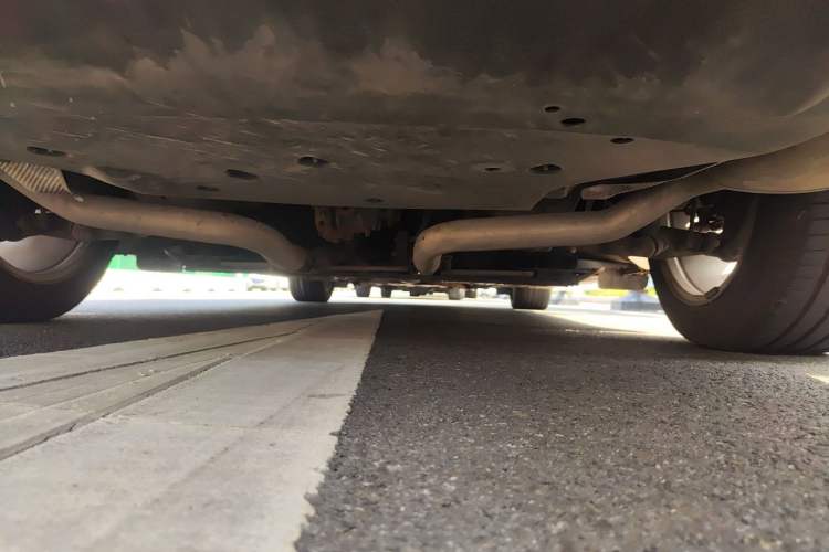 Used Jaguar XJ 2012 XJL 3.0 Panoramic Business Edition Chassis Rear