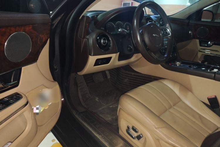 Used Jaguar XJ 2012 XJL 3.0 Panoramic Business Edition Driver Seat