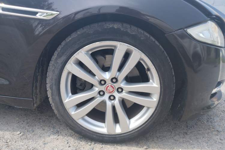 Used Jaguar XJ 2012 XJL 3.0 Panoramic Business Edition Exterior 7