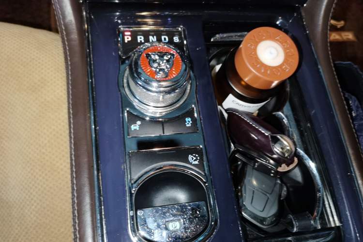 Used Jaguar XJ 2012 XJL 3.0 Panoramic Business Edition Gear Lever