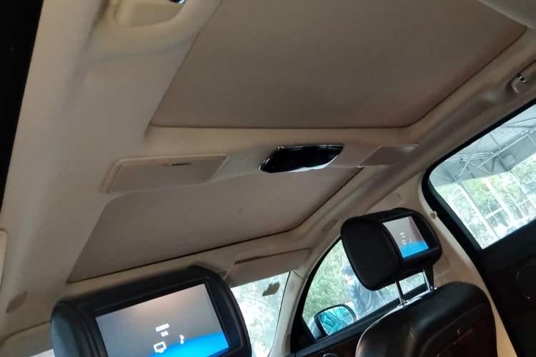 Used Jaguar XJ 2012 XJL 3.0 Panoramic Business Edition Headliner