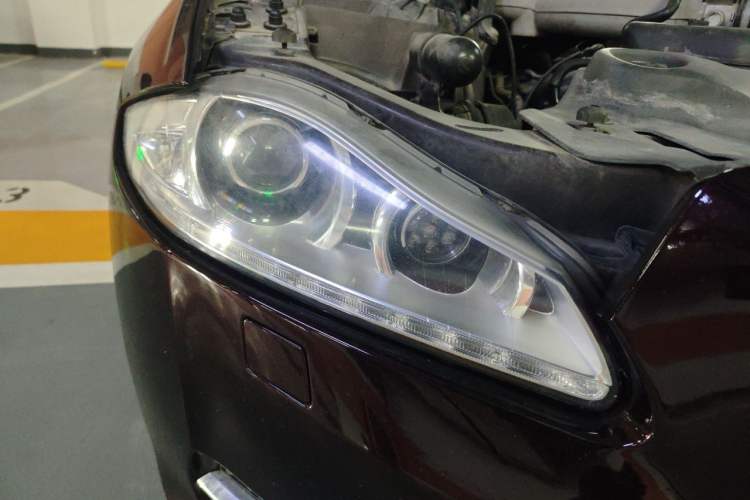 Used Jaguar XJ 2012 XJL 3.0 Panoramic Business Edition Right Front Headlight