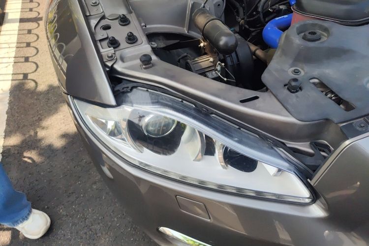 Used Jaguar XJ 2012 XJL 3.0 Panoramic Business Edition Right Front Headlight