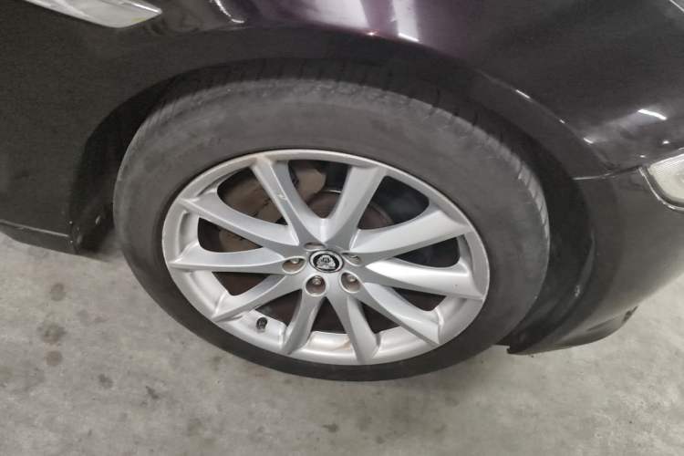 Used Jaguar XJ 2012 XJL 3.0 Flagship Business Edition Right Front Wheel Hub