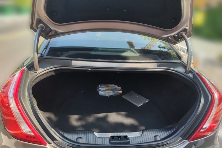 Used Jaguar XJ 2012 XJL 3.0 Panoramic Business Edition Trunk