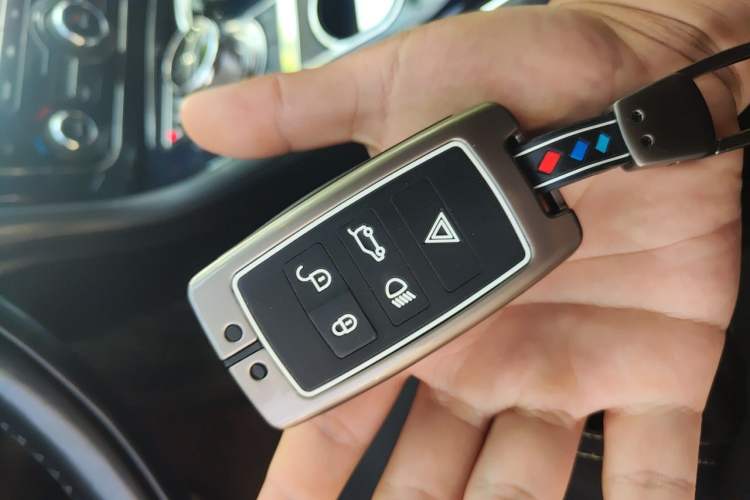 Used Jaguar XJ 2012 XJL 3.0 Panoramic Business Edition Vehicle Key