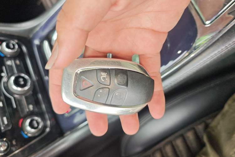 Used Jaguar XJ 2012 XJL 3.0 Panoramic Business Edition Vehicle Key