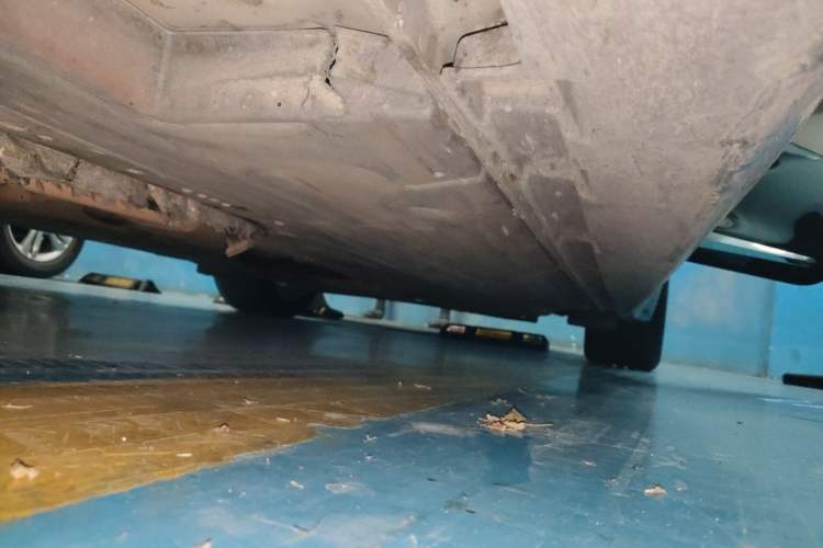 Used Jaguar XJ 2012 XJL 3.0 Panoramic Business Edition Chassis Front Left