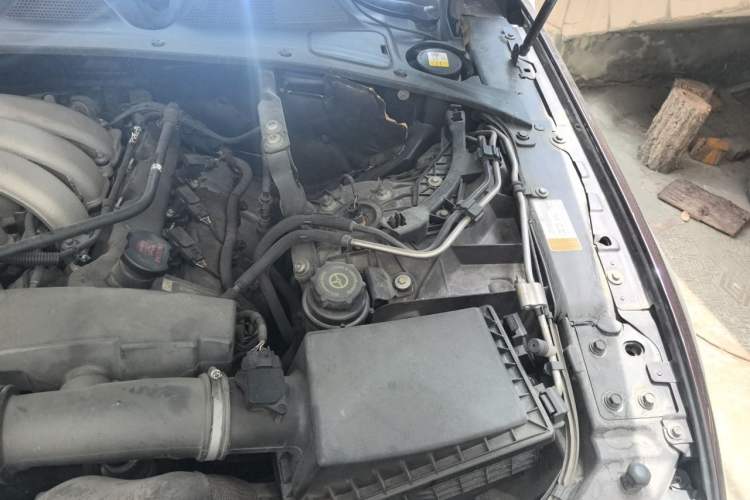 Used Jaguar XJ 2012 XJL 3.0 Panoramic Business Edition Engine Bay Left