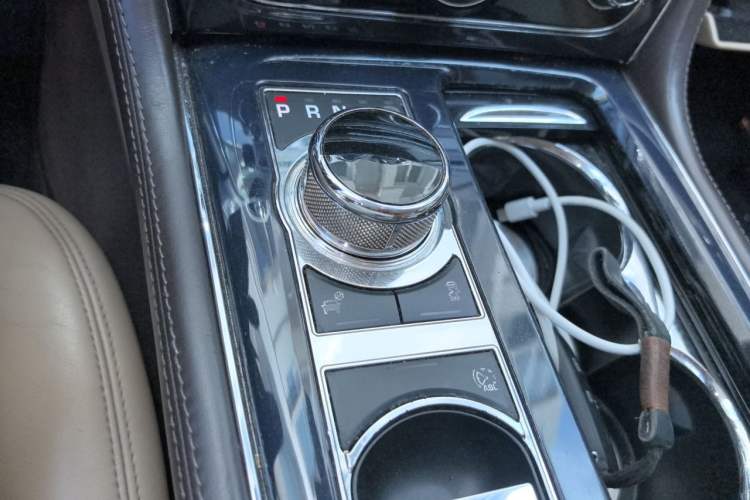 Used Jaguar XJ 2012 XJL 3.0 Panoramic Business Edition Gear Lever
