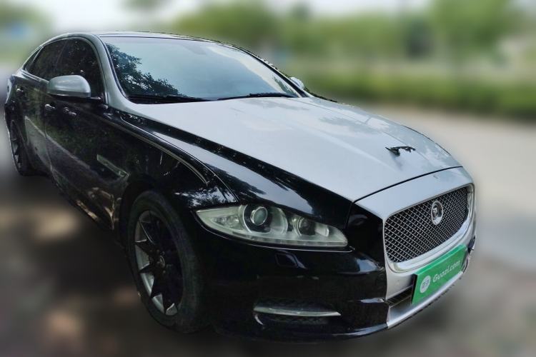 Used Jaguar XJ 2012 XJL 3.0 Panoramic Business Edition Front Right 45 Deg