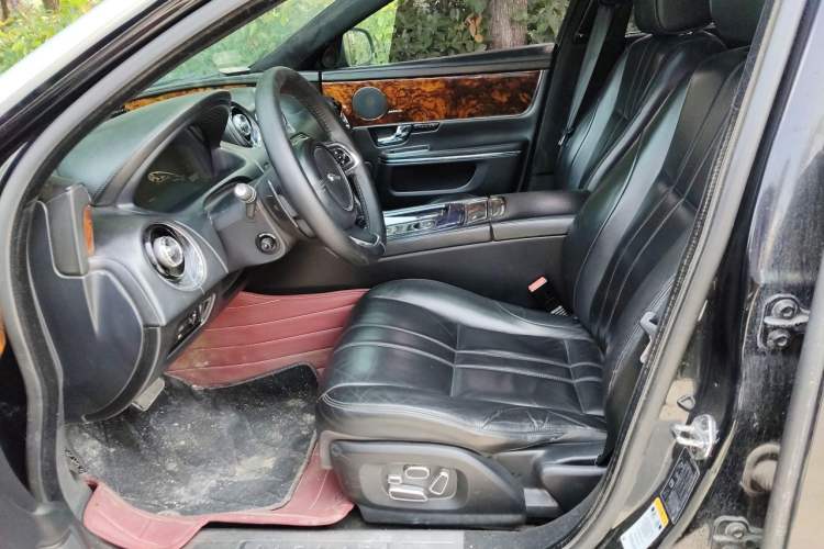 Used Jaguar XJ 2012 XJL 3.0 Panoramic Business Edition Left Front Seat