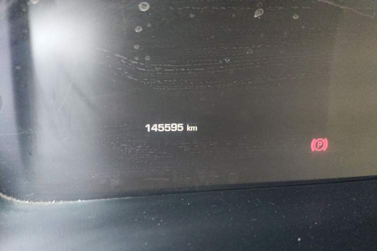 Used Jaguar XJ 2012 XJL 3.0 Panoramic Business Edition Odometer Close Up