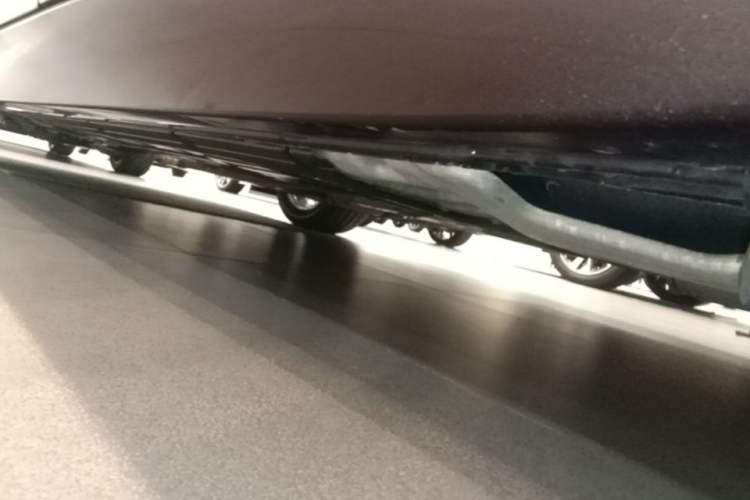 Used Jaguar XJ 2012 XJL 3.0 Panoramic Business Edition Chassis Rear Left