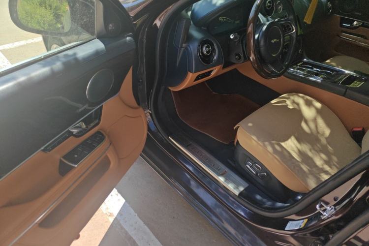 Used Jaguar XJ 2012 XJL 3.0 Flagship Business Edition Driver Seat