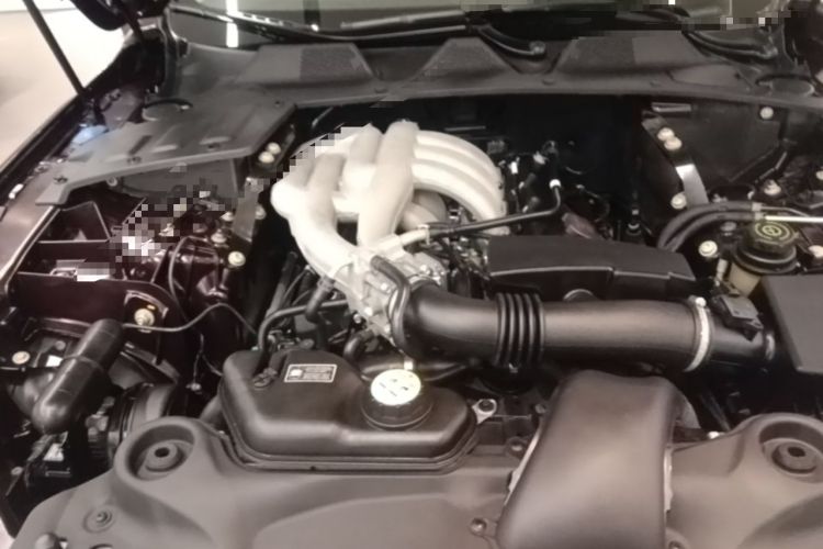 Used Jaguar XJ 2012 XJL 3.0 Panoramic Business Edition Engine Bay