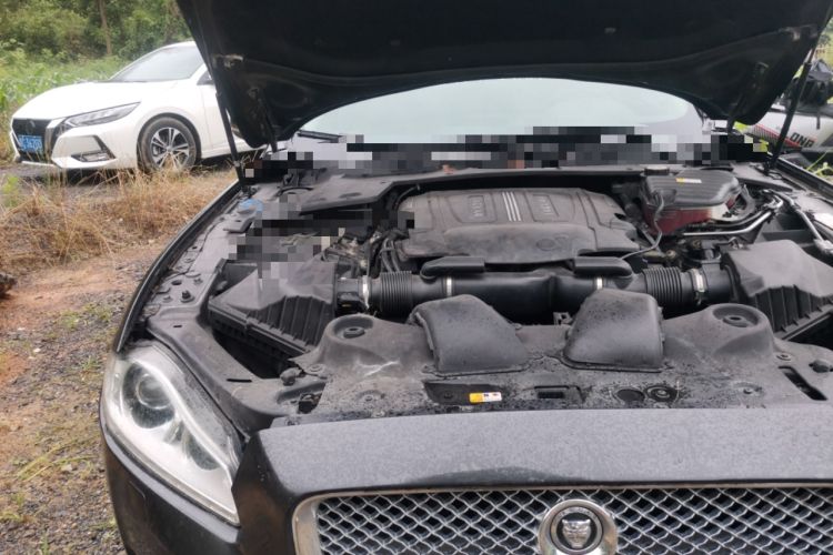 Used Jaguar XJ 2012 XJL 3.0 Panoramic Business Edition Engine Bay Right