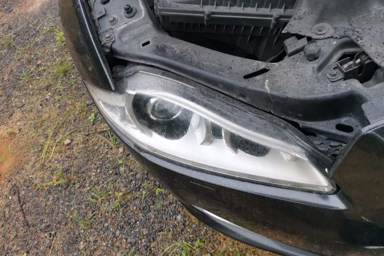 Used Jaguar XJ 2012 XJL 3.0 Panoramic Business Edition Right Front Headlight
