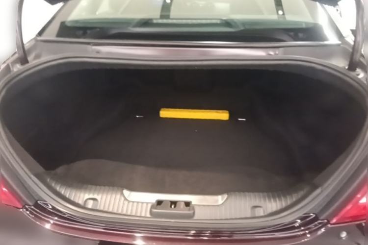Used Jaguar XJ 2012 XJL 3.0 Panoramic Business Edition Trunk