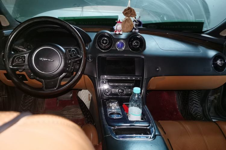 Used Jaguar XJ 2012 XJL 3.0 Flagship Business Edition Center Console