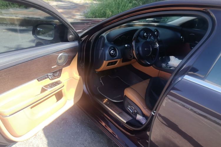 Used Jaguar XJ 2012 XJL 3.0 Flagship Business Edition Driver Seat