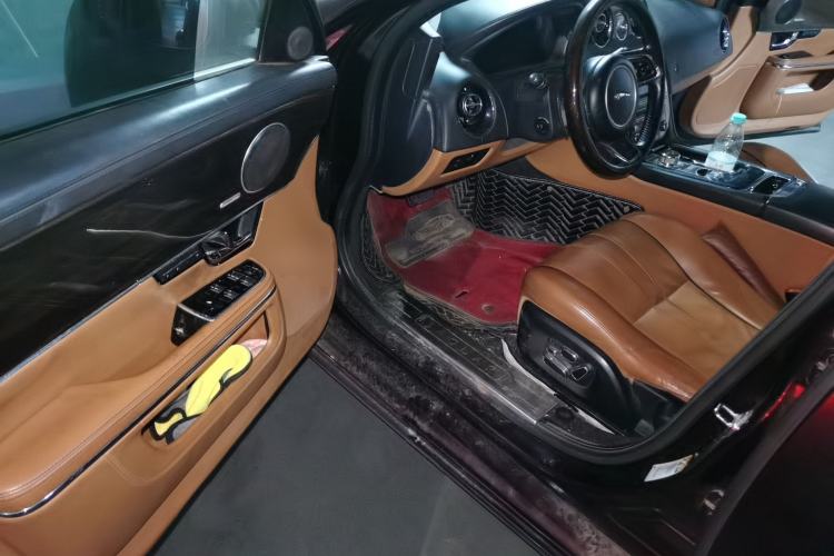 Used Jaguar XJ 2012 XJL 3.0 Flagship Business Edition Driver Seat