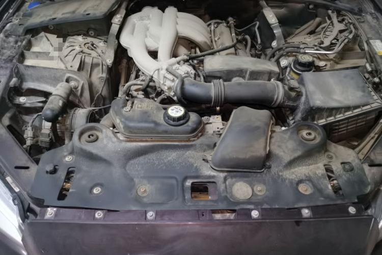 Used Jaguar XJ 2012 XJL 3.0 Flagship Business Edition Engine Bay