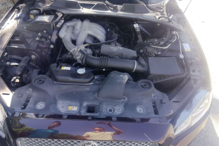 Used Jaguar XJ 2012 XJL 3.0 Flagship Business Edition Engine Bay Left
