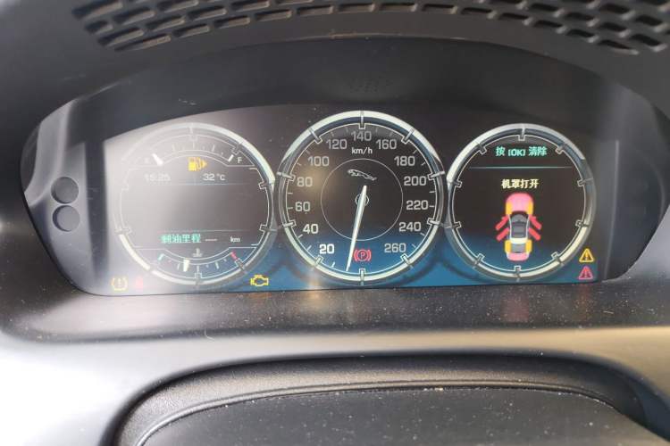 Used Jaguar XJ 2012 XJL 5.0 Panoramic Luxury Edition Instrument Cluster
