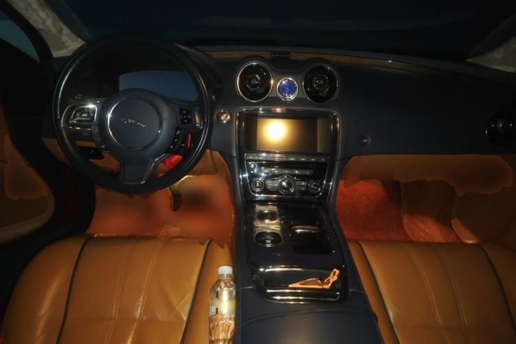 Used Jaguar XJ 2012 XJL 3.0 Flagship Business Edition Center Console