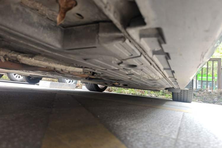Used Jaguar XJ 2012 XJL 3.0 Panoramic Business Edition Chassis Front Left