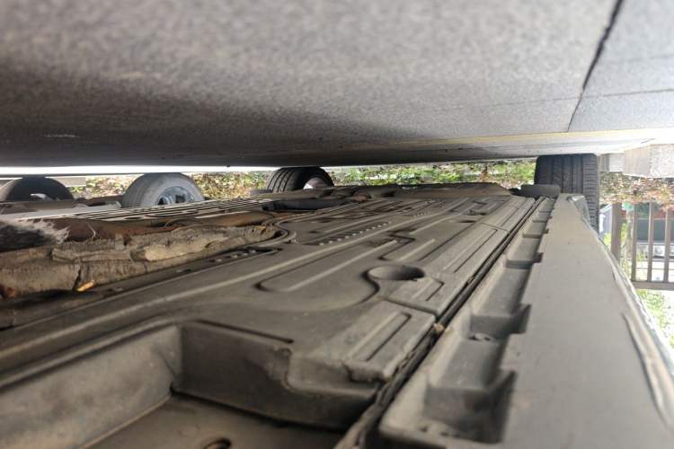 Used Jaguar XJ 2012 XJL 3.0 Panoramic Business Edition Chassis Front Right