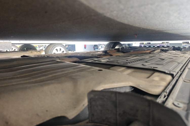 Used Jaguar XJ 2012 XJL 3.0 Panoramic Business Edition Chassis Rear Left