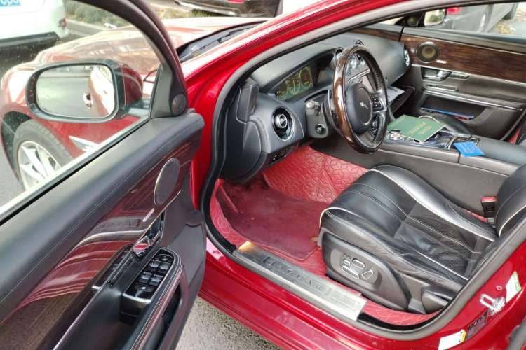 Used Jaguar XJ 2012 XJL 3.0 Flagship Business Edition Driver Seat