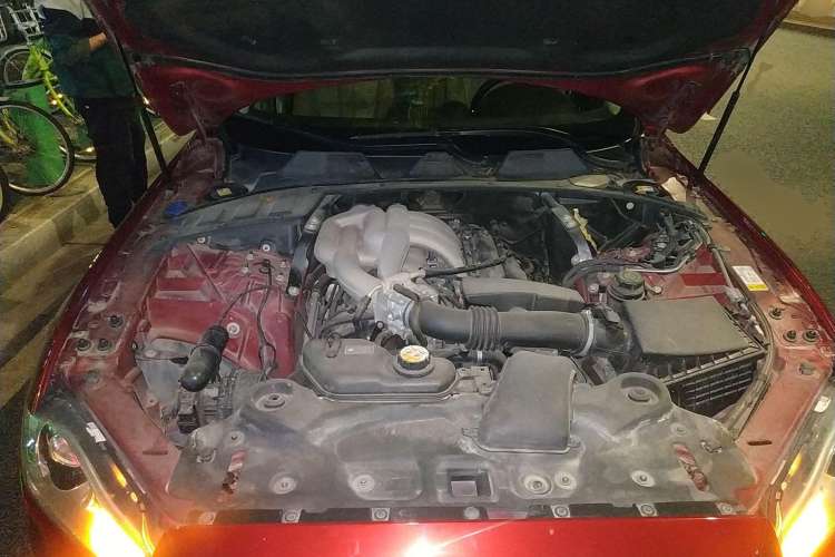 Used Jaguar XJ 2012 XJL 3.0 Panoramic Business Edition Engine Bay