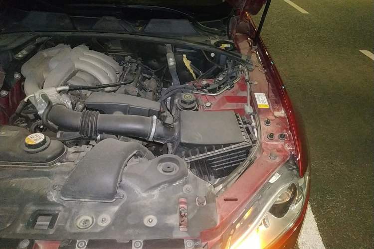 Used Jaguar XJ 2012 XJL 3.0 Panoramic Business Edition Engine Bay Left