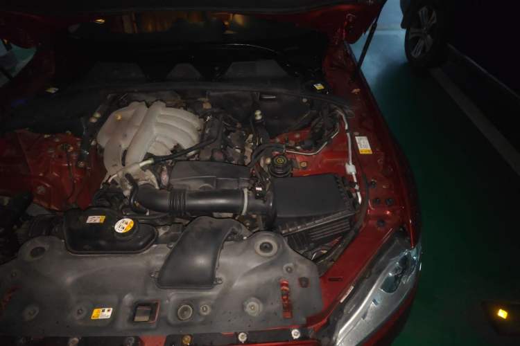 Used Jaguar XJ 2012 XJL 3.0 Flagship Business Edition Engine Bay Left