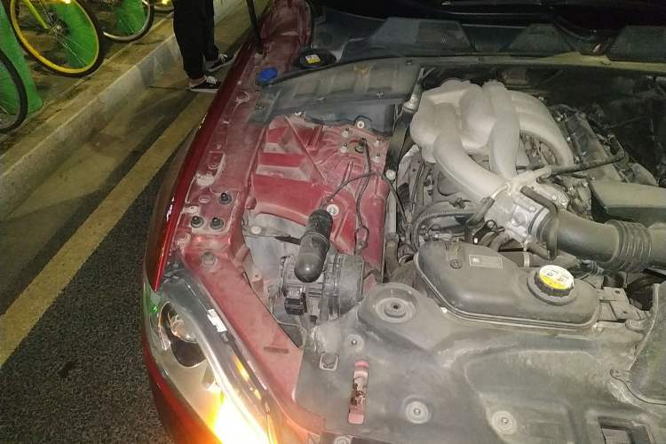Used Jaguar XJ 2012 XJL 3.0 Panoramic Business Edition Engine Bay Right