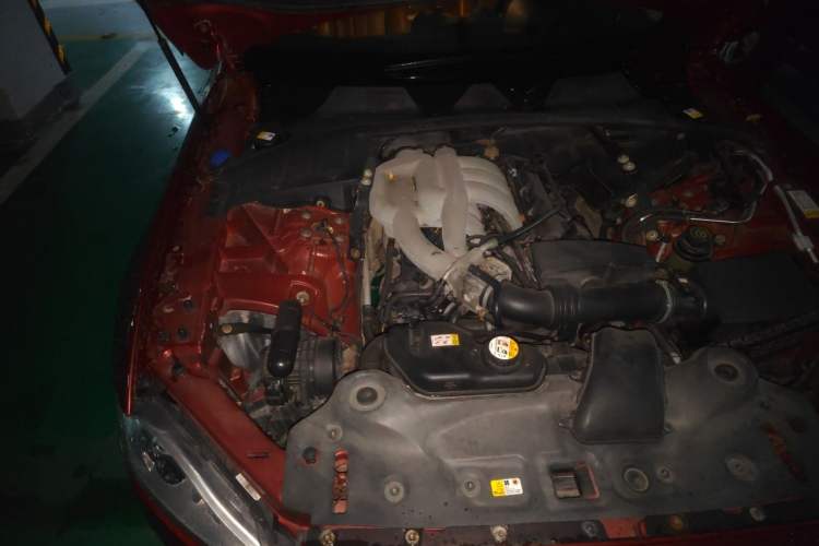 Used Jaguar XJ 2012 XJL 3.0 Flagship Business Edition Engine Bay Right