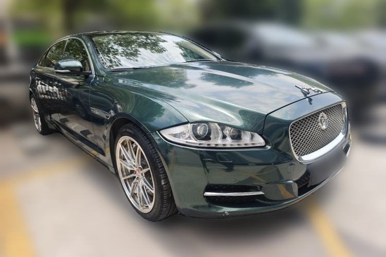 Used Jaguar XJ 2012 XJL 3.0 Panoramic Business Edition Front Right 45 Deg