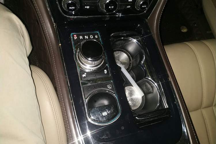 Used Jaguar XJ 2012 XJL 3.0 Panoramic Business Edition Gear Lever